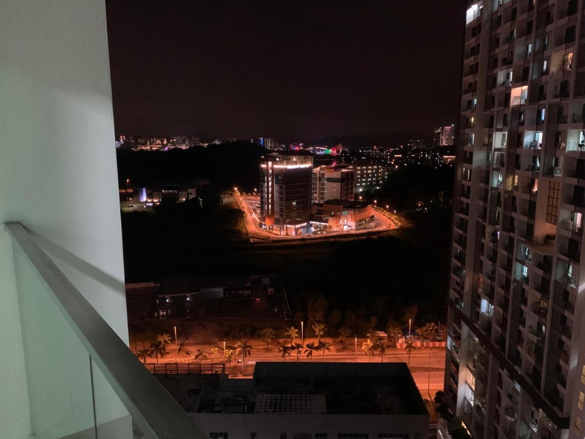 Cosy Studio Netflix Selfcheckin Cyberjaya 2 Экстерьер фото
