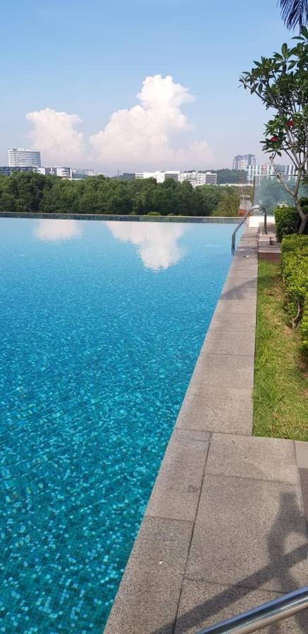 Cosy Studio Netflix Selfcheckin Cyberjaya 2 Экстерьер фото